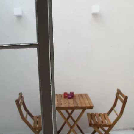 Vila Prata 10 Lisbon